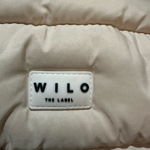 Wilo The Label Cream Puffer Tote
Bag Purse | Bag - Picture 2 of 6
